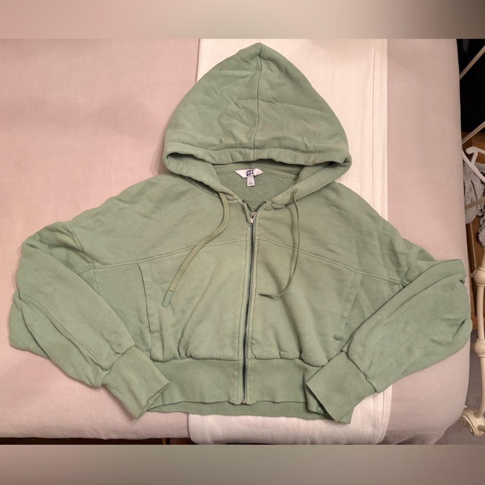joy lab cropped green zip up hoodie with thumb holes